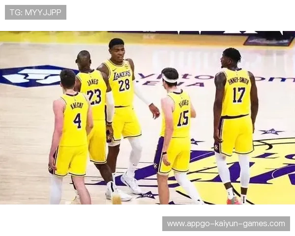 马刺对湖人：明星球员的比赛表现分析，马刺胜湖人